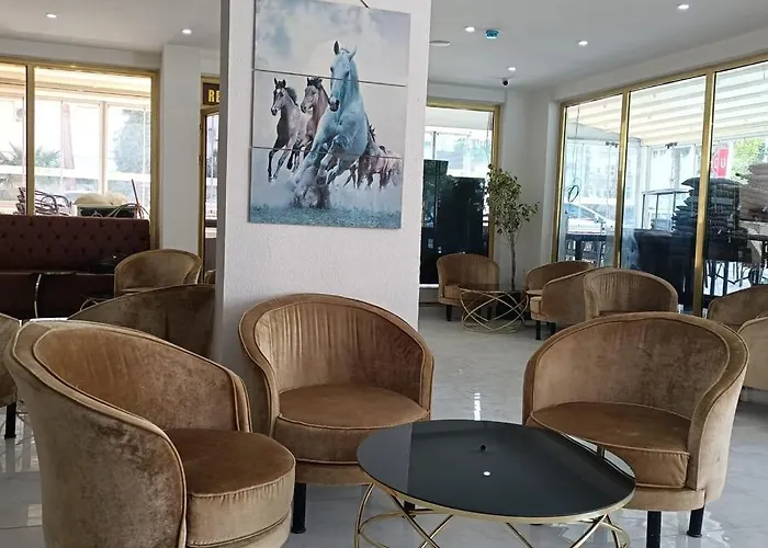 Hotel Far Life 3*