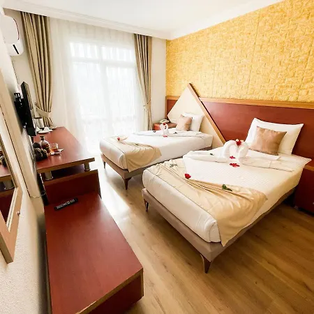 Far Life Hotel 3*