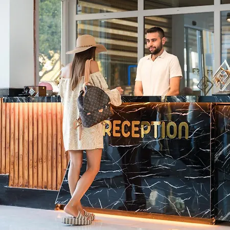 Hotel Far Life Antalya